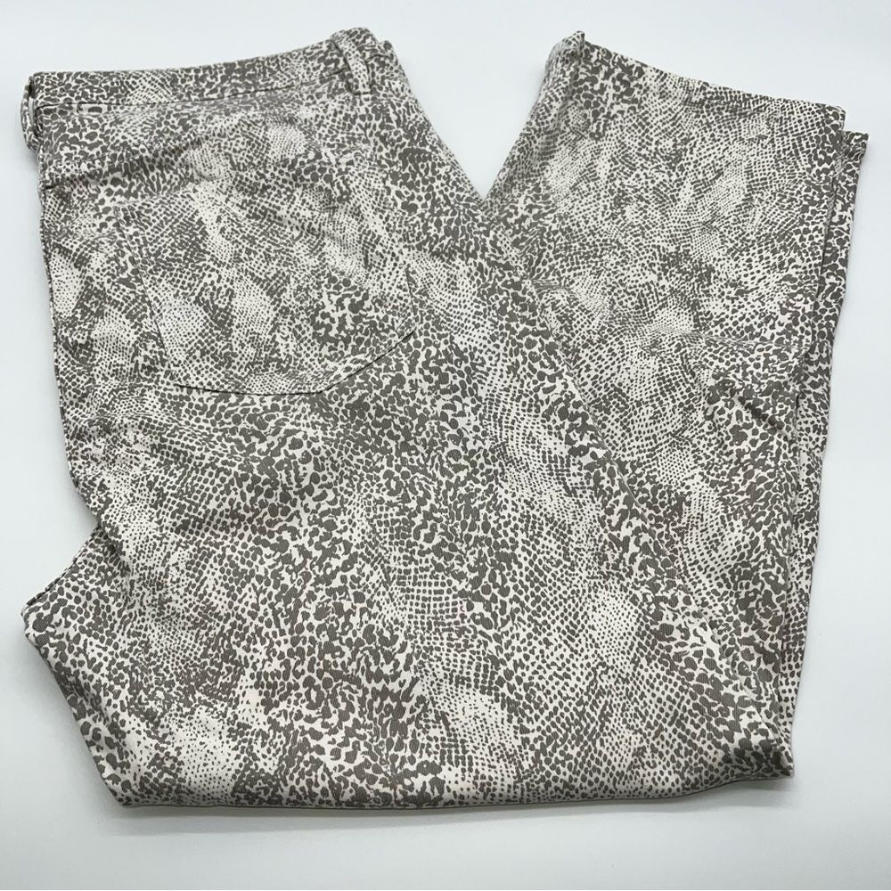Ann Taylor Gray on White Snake Print Cotton Blend High Rise Straight Jeans-Sz 14